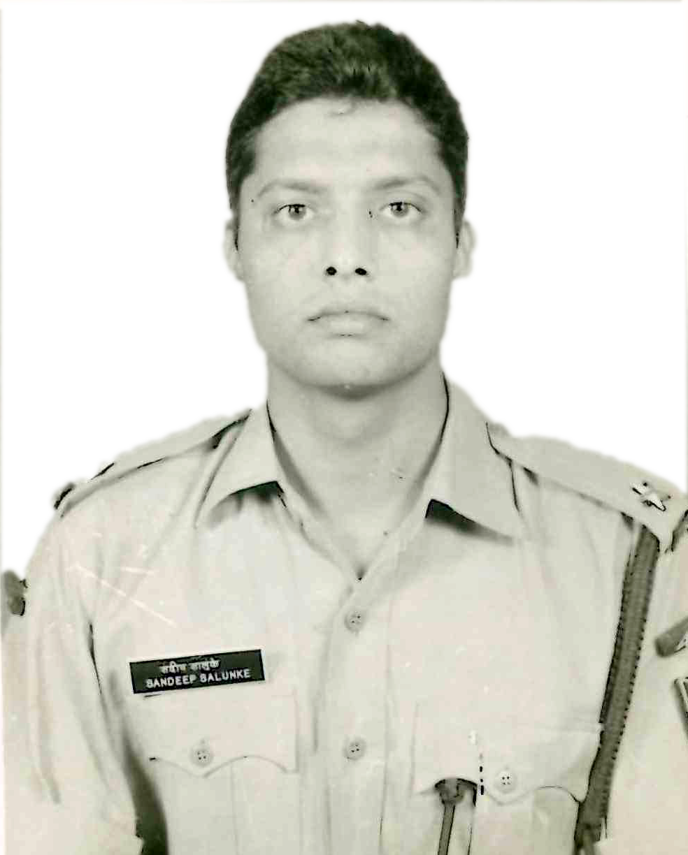 <div >Sandeep Salunke</div><p>Year : 1990</p><p>RR : 43</p><p>Cadre : Uttar Pradesh</p>